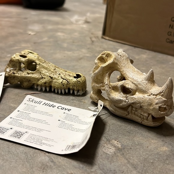 reptizoo Reptile Reptizoo Skull Hide Cave Multiple Poshmark